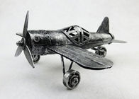 Mô hình máy bay chiến đấu Trang trí kim loại Thủ công mỹ nghệ Vật liệu sắt cho trang trí bàn văn phòng