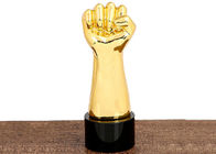 Fist Shape Nhựa Trophy Cup Vàng mạ điện cho nhân viên / nhân viên xuất sắc