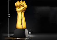 Fist Shape Nhựa Trophy Cup Vàng mạ điện cho nhân viên / nhân viên xuất sắc